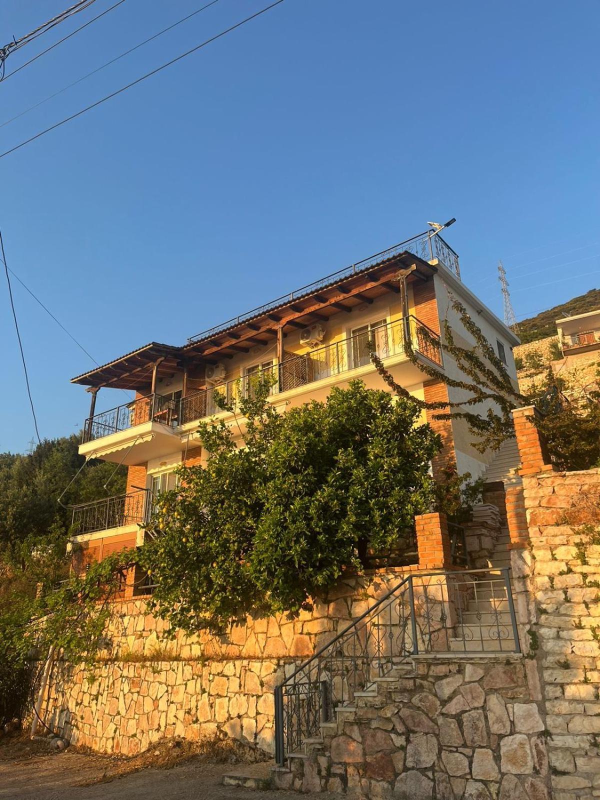 Villa Evita's House *